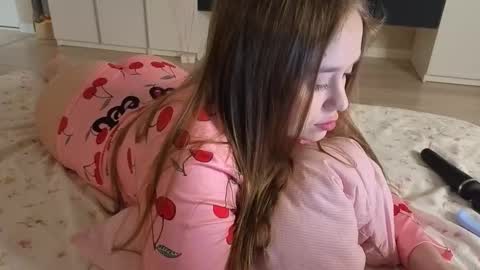 Snapshot of sofaris chatting on 13, 2, 2026 Sophy online show from 13, 2, 2026