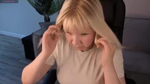Snapshot of soffa_mitchell chatting on 29, 6, 2026 Soffa Mitchell online show from 29, 6, 2026