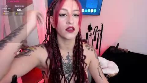 Snapshot of sofi_f_w chatting on 7, 7, 2026 Sofi online show from 7, 7, 2026