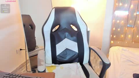 sofi smith online show from 31, 1, 2025