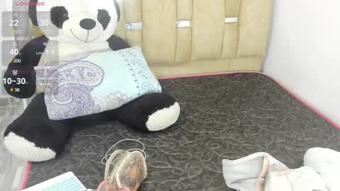 sofi smith online show from 5, 2, 2025