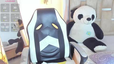 sofi smith online show from 12, 2, 2025