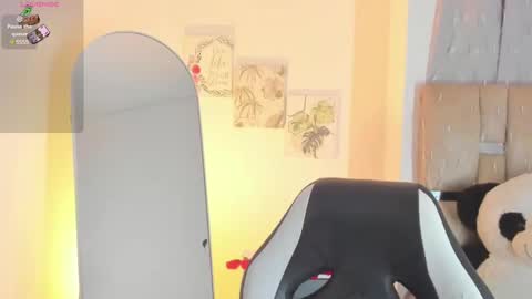 sofi smith online show from 27, 2, 2025