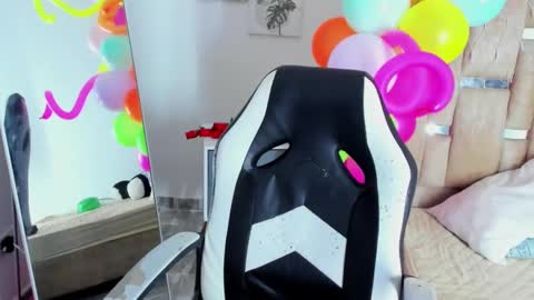 sofi smith online show from 1, 3, 2025