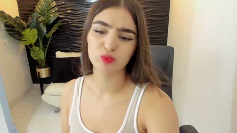 Snapshot of sofia44 chatting on 6, 12, 2024 Skarlett online show from 6, 12, 2024