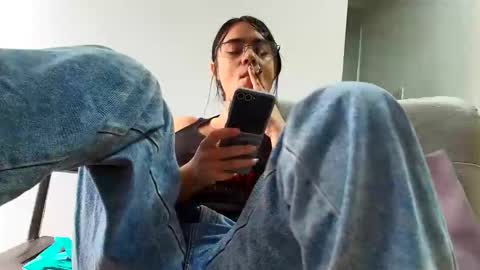 Snapshot of sofia_20_20 chatting on 22, 12, 2025 Sofia online show from 22, 12, 2025