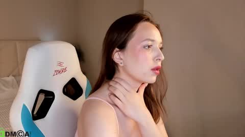 Sofia Gaze online show from 7, 4, 2026