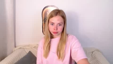 Snapshot of sofia_here chatting on 22, 6, 2026 Sofia here online show from 22, 6, 2026