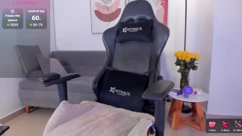 Sofia Jo                                                                                            IG sofisj023 online show from 5, 3, 2026