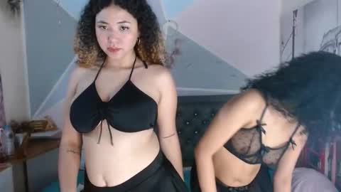 Snapshot of sofia_osiio chatting on 21, 5, 2026 SARA online show from 21, 5, 2026