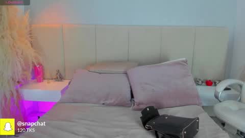 SOFIA PAMELA online show from 22, 10, 2025