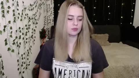 sofia_rosemary online show from 25, 1, 2025