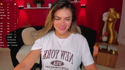 Snapshot of sofia_velvetx chatting on 5, 5, 2026 sofia_velvetx online show from 5, 5, 2026