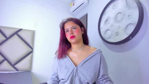 Sofa online show from 1, 2, 2026