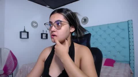 Snapshot of sofiaasexy19 chatting on 22, 4, 2026 Sofia online show from 22, 4, 2026