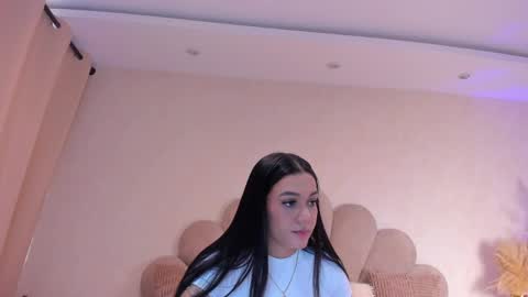 Snapshot of sofiagomez_1 chatting on 8, 6, 2026 SOFI online show from 8, 6, 2026