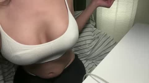 Snapshot of sofiakhanxo chatting on 3, 2, 2026 Sofiiiiiia Baby online show from 3, 2, 2026