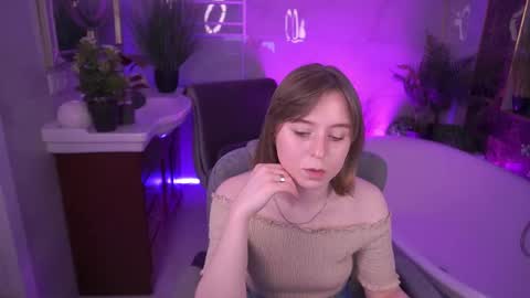 SofiaLuxuryy online show from 19, 4, 2026