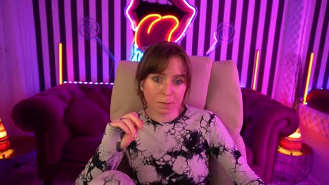 SofiaLuxuryy online show from 29, 4, 2026