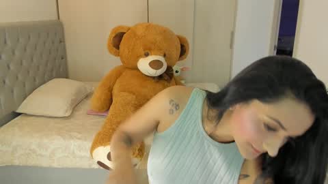 Snapshot of sofiaross1 chatting on 3, 1, 2025 SOFIA independent model  online show from 3, 1, 2025