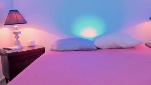 Sofia  Help me reach 5K followers  online show from 19, 11, 2025