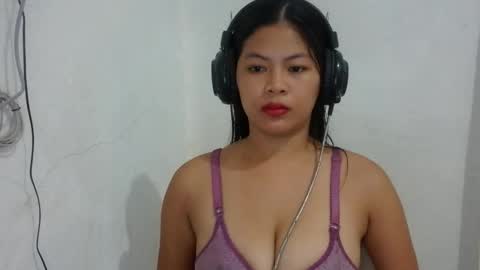 Snapshot of sofie_loorexx chatting on 6, 11, 2025 sofie_loorexx online show from 6, 11, 2025
