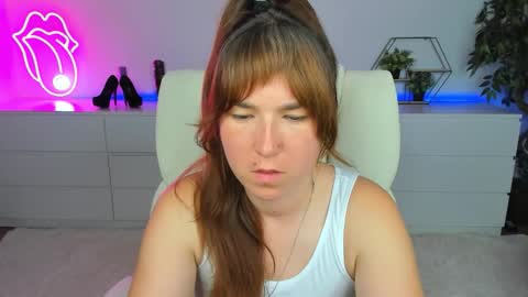 sofii_darling online show from 8, 9, 2025