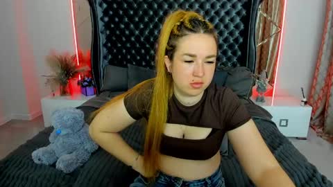 Snapshot of sofii_darling chatting on 18, 4, 2026 sofii_darling online show from 18, 4, 2026