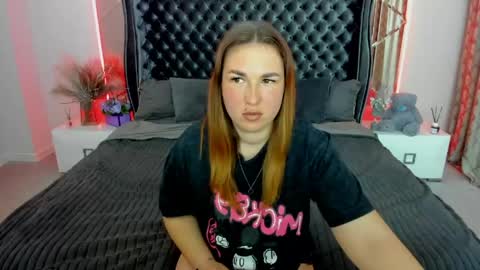 Snapshot of sofii_darling chatting on 1, 5, 2026 sofii_darling online show from 1, 5, 2026