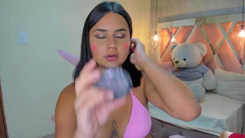 Snapshot of sofii_miller_ chatting on 10, 1, 2025 online show from 10, 1, 2025