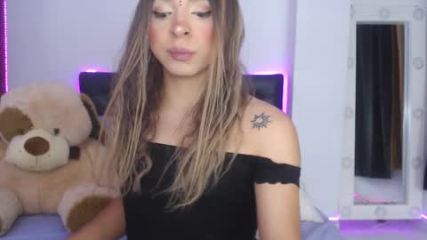   online show from 27, 2, 2025