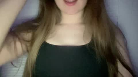 Snapshot of sofinovvak chatting on 13, 4, 2026 Sofi online show from 13, 4, 2026