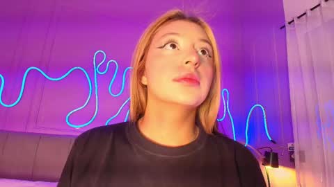 Snapshot of sofly_s chatting on 21, 5, 2026 Sofi online show from 21, 5, 2026