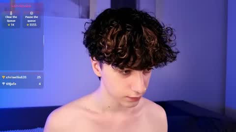 Snapshot of softcrave_ chatting on 24, 7, 2026 Angel online show from 24, 7, 2026