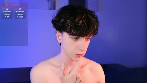 Snapshot of softcrave_ chatting on 7, 8, 2026 Angel online show from 7, 8, 2026