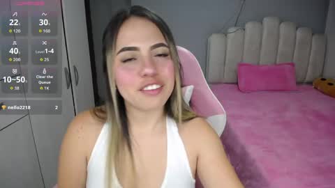 Snapshot of softkiss_x chatting on 15, 4, 2026 Fran online show from 15, 4, 2026