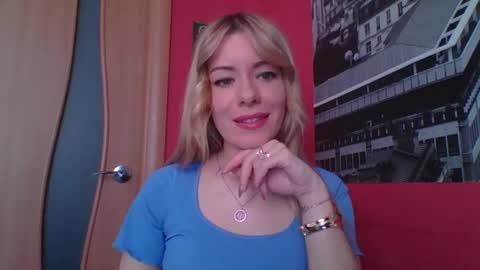 Snapshot of softy_aura chatting on 7, 5, 2026 softy_aura online show from 7, 5, 2026