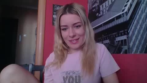 Snapshot of softy_aura chatting on 29, 5, 2026 softy_aura online show from 29, 5, 2026
