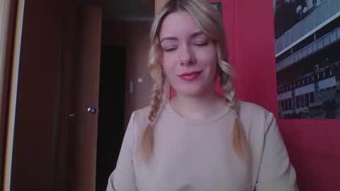 Snapshot of softy_aura chatting on 30, 5, 2026 softy_aura online show from 30, 5, 2026