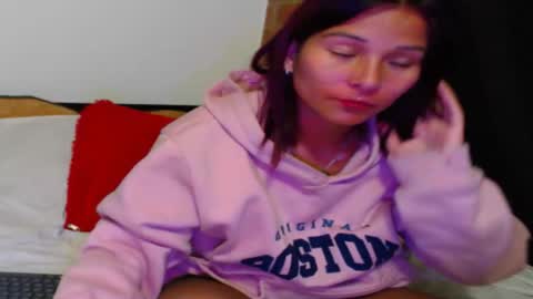 Snapshot of sofy_nix chatting on 28, 11, 2025 Sofy online show from 28, 11, 2025