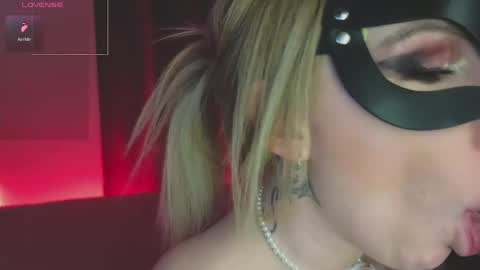 SOFYandMIKE online show from 30, 4, 2026