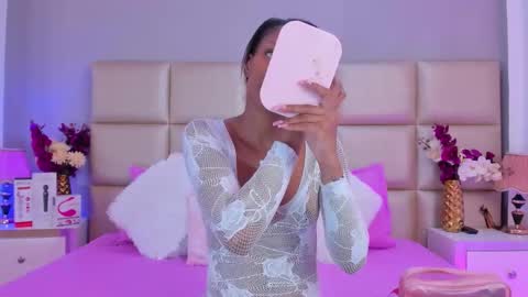   online show from 20, 11, 2025