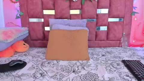 Snapshot of sol_stephanny chatting on 14, 2, 2025 Sol online show from 14, 2, 2025