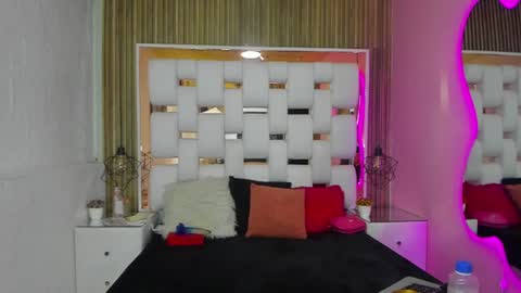 Sol Evans online show from 1, 3, 2025