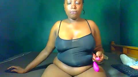 Snapshot of sollybunny chatting on 12, 4, 2026 Solly bunny online show from 12, 4, 2026