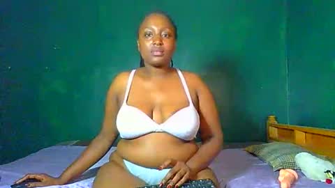 Snapshot of sollybunny chatting on 18, 4, 2026 Solly bunny online show from 18, 4, 2026