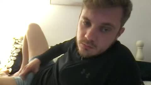 Snapshot of solobrit chatting on 3, 12, 2025 solobrit online show from 3, 12, 2025