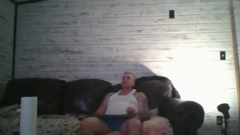 Snapshot of solodolo2020 chatting on 15, 12, 2024 I love watching beautiful women play with themselves online show from 15, 12, 2024