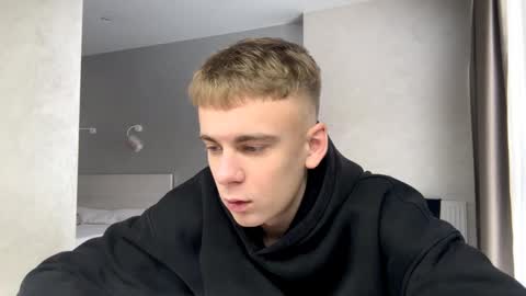 Snapshot of solofury chatting on 4, 2, 2026 Jett online show from 4, 2, 2026