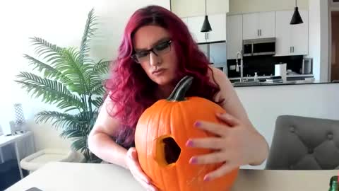 Snapshot of someonespeicial chatting on 27, 10, 2025 someonespeicial online show from 27, 10, 2025